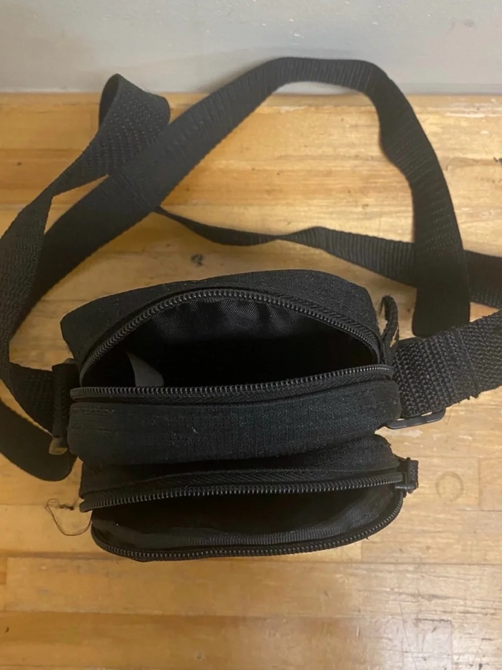 Samsonite Camera Case Bag Small Black Universal W/Shoulder Strap